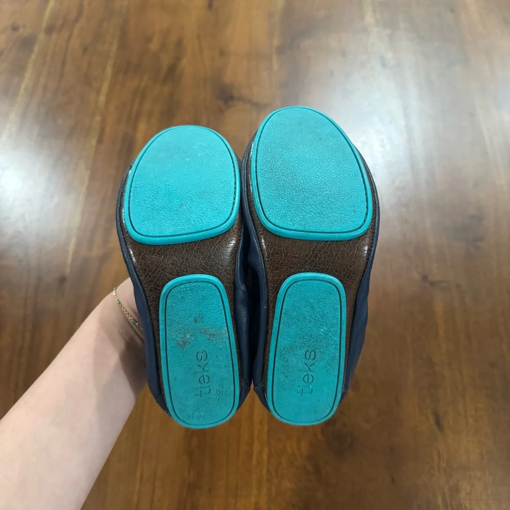 Tieks by Gavrieli California Navy Tieks Flats Size 6 - Picture 5 of 5